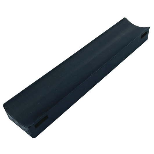 ROOF MAGNET FOR SEATBELT DURING DRIVER CHANGE